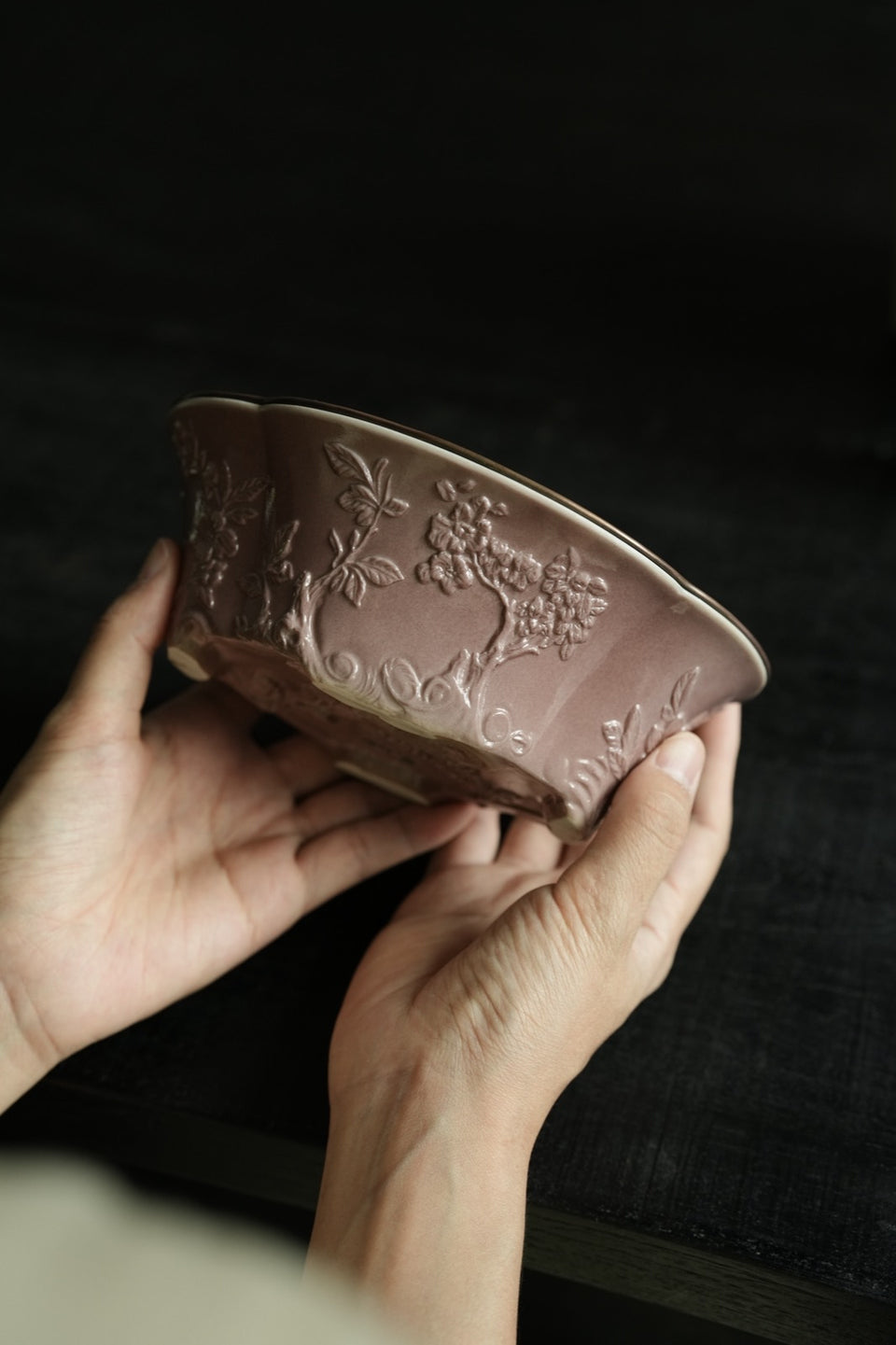 Muted Mauve Begonia Relief Hucheng Tea Tray