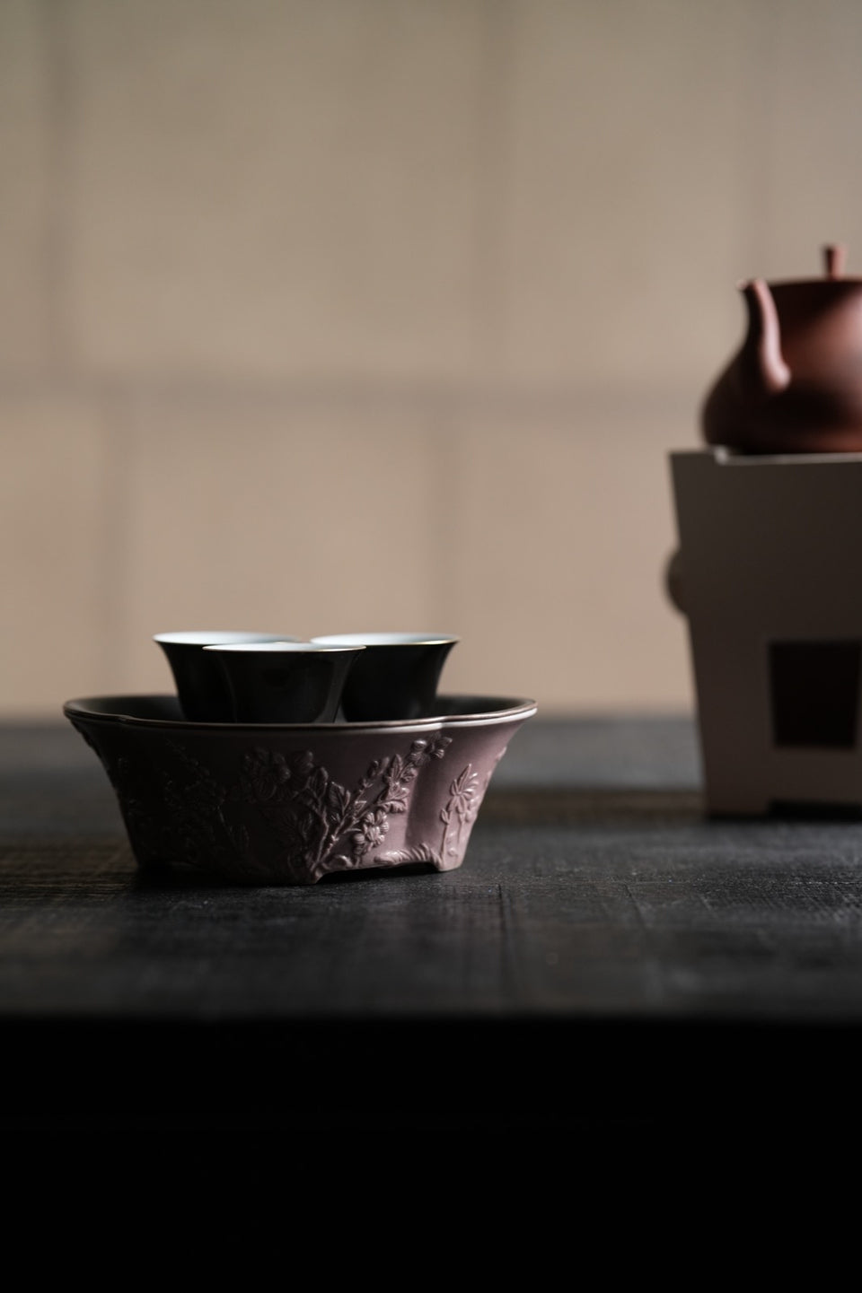 Muted Mauve Begonia Relief Hucheng Tea Tray