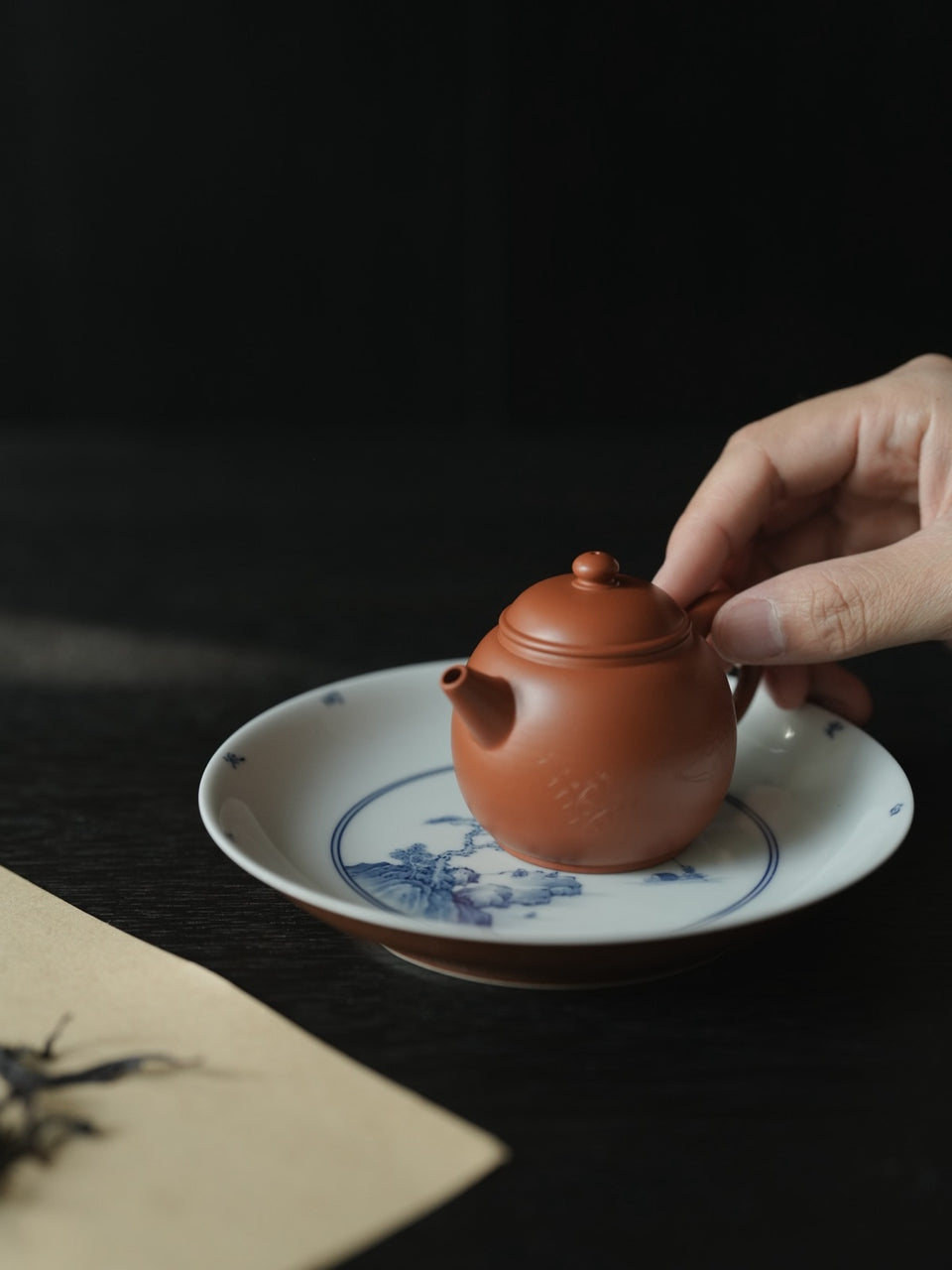 Cappuccino Glaze with Qinghua Landscape Hucheng Tea Tray