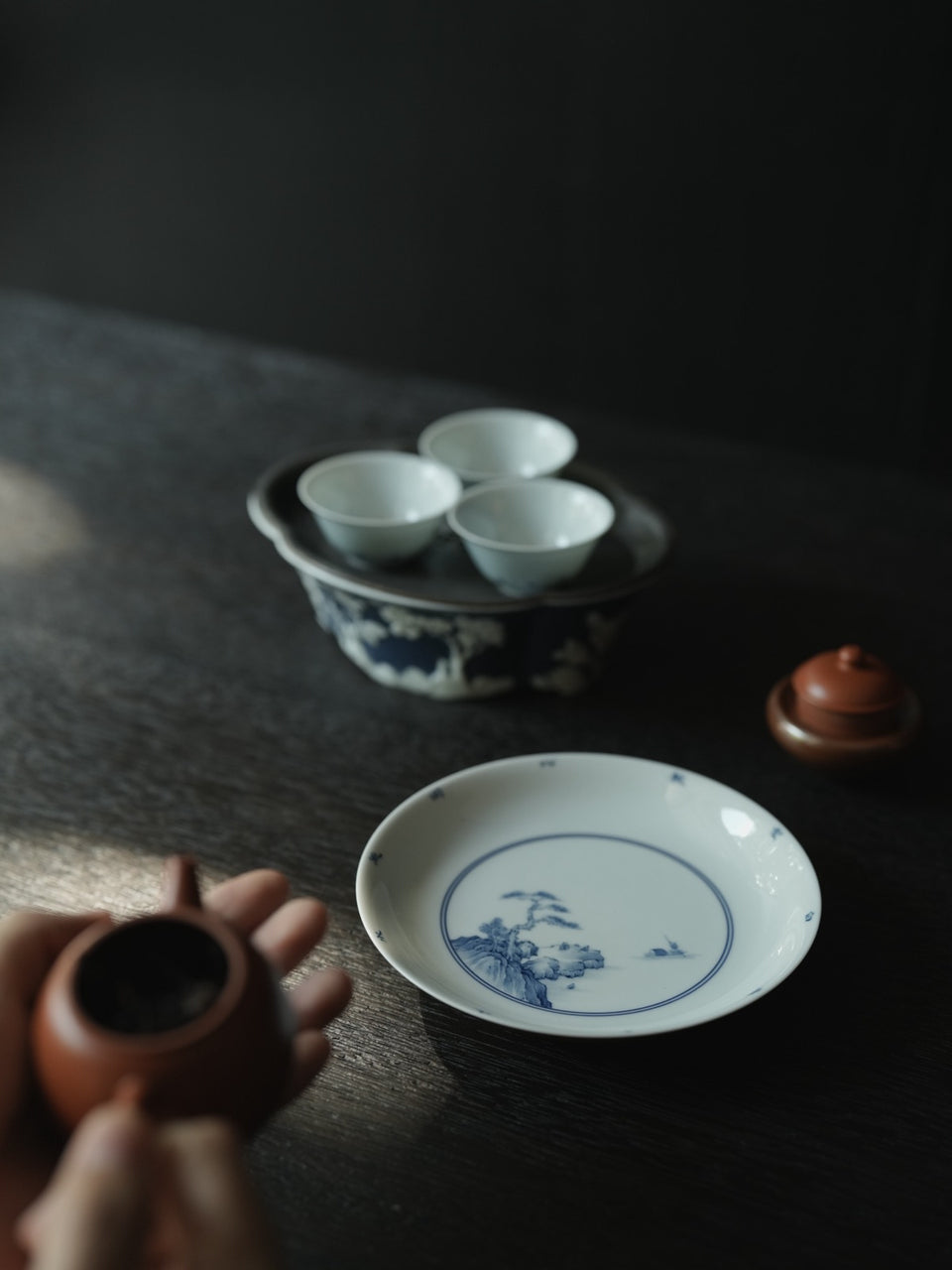 Cappuccino Glaze with Qinghua Landscape Hucheng Tea Tray