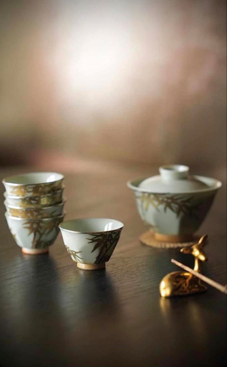 "Golden Bamboo Shadows" Gaiwan with Octagonal Base