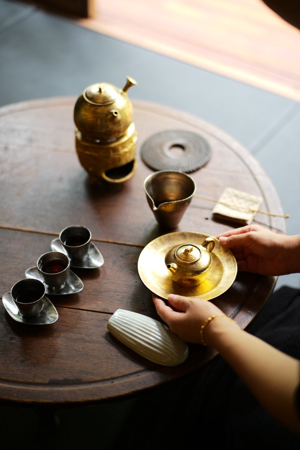 Gold or Silver-glazed "Cut Top" teapot