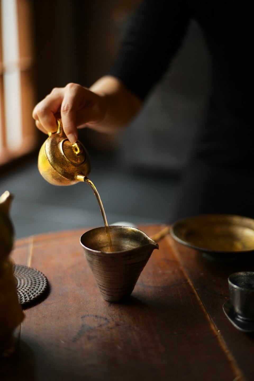 Gold or Silver-glazed "Cut Top" teapot