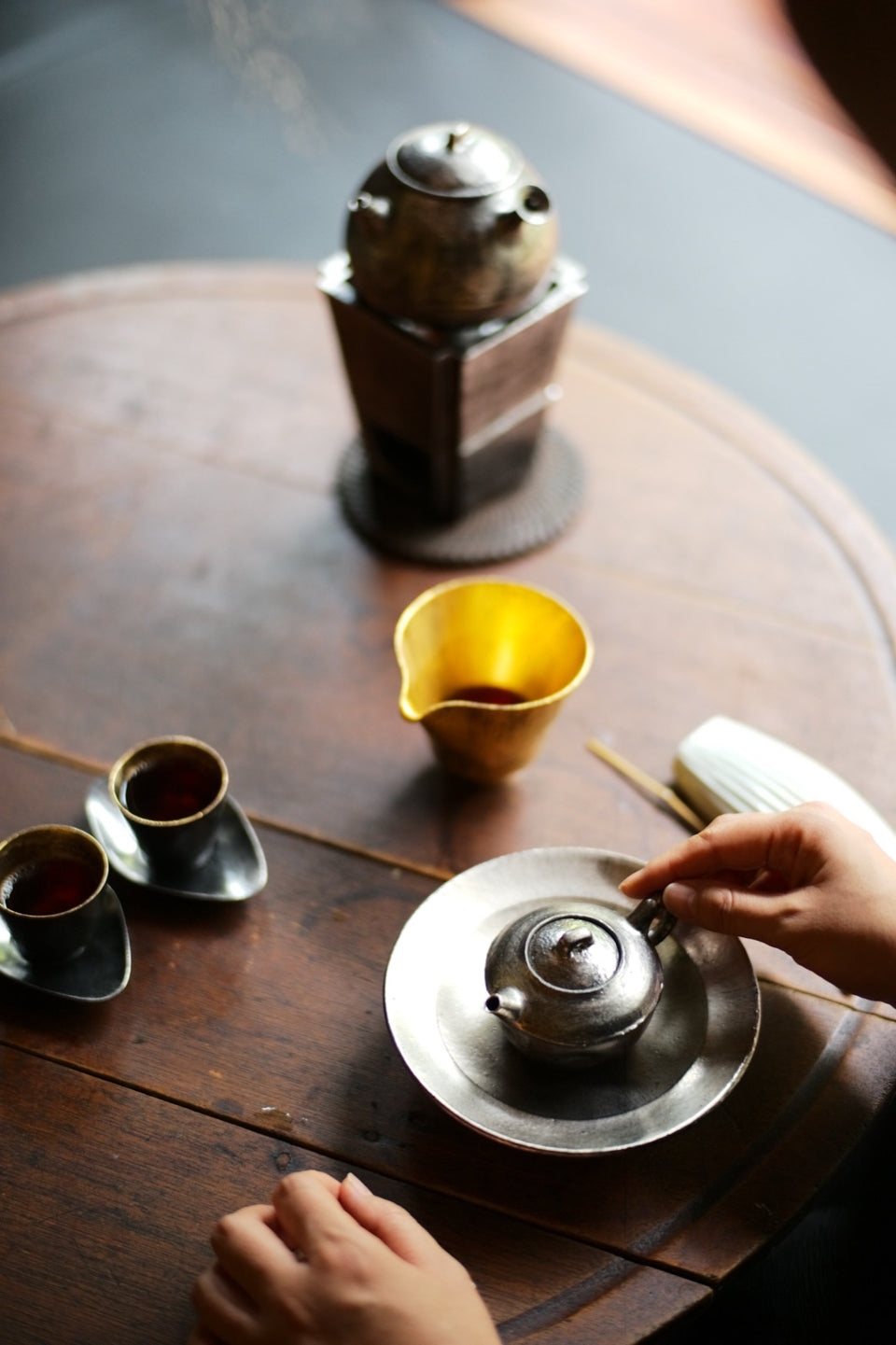 Gold or Silver-glazed "Cut Top" teapot