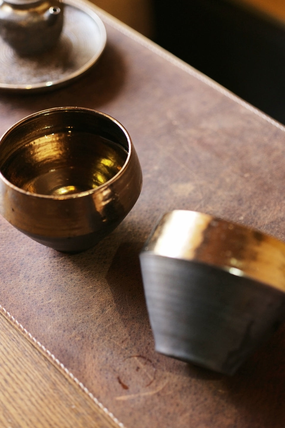 "Golden Twilight" Black Clay Jianshui with Gold Glaze