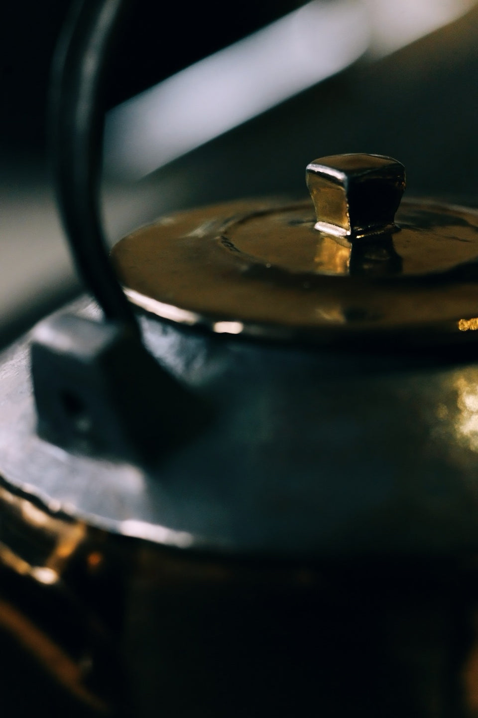 Black & Gold Ceramic Tea Kettle