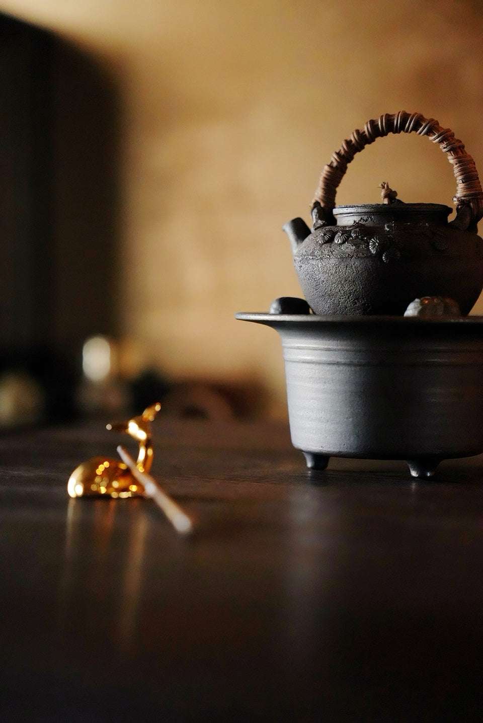 Ruyi Three-Legged Fenglu Stove