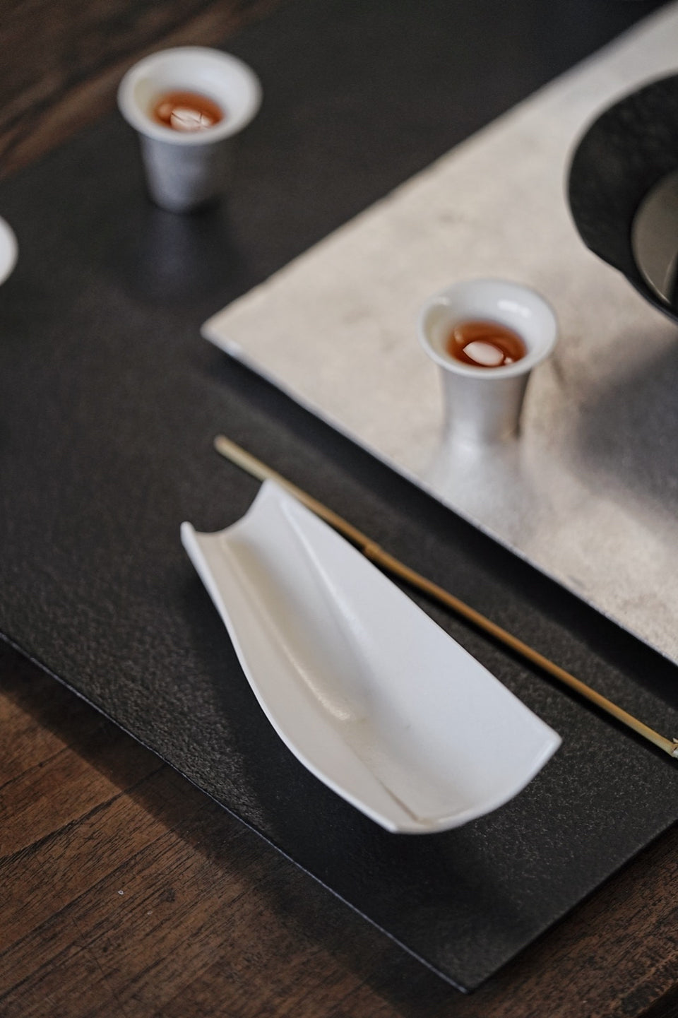 "Origami" Cha Ze Tea Holder in White