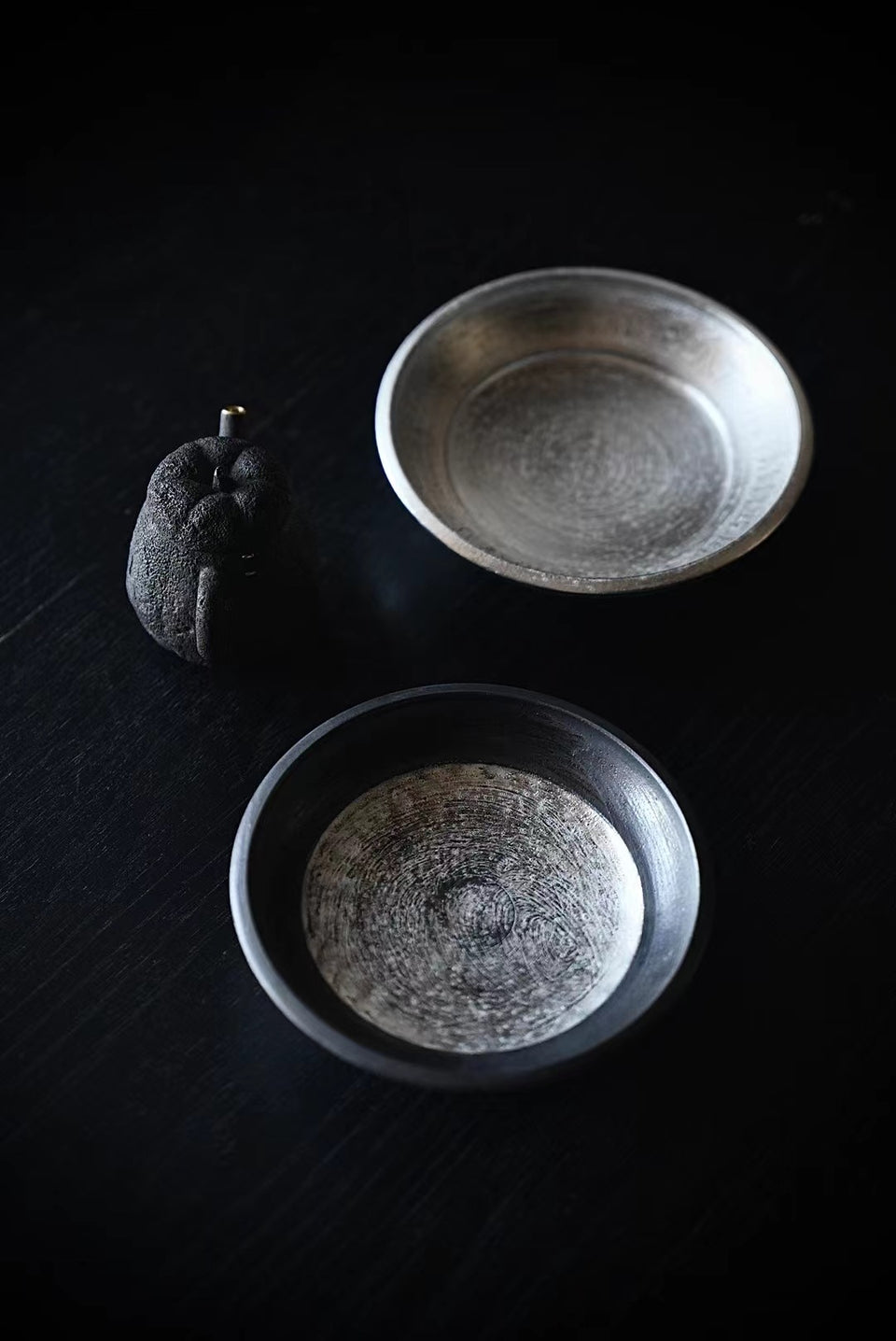 Footed Black Silver or Silver Glaze Hucheng Tea Tray