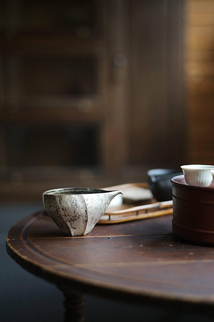 "Dragon Egg" Brushed Silver and Gray Gongdaobei Share Cup