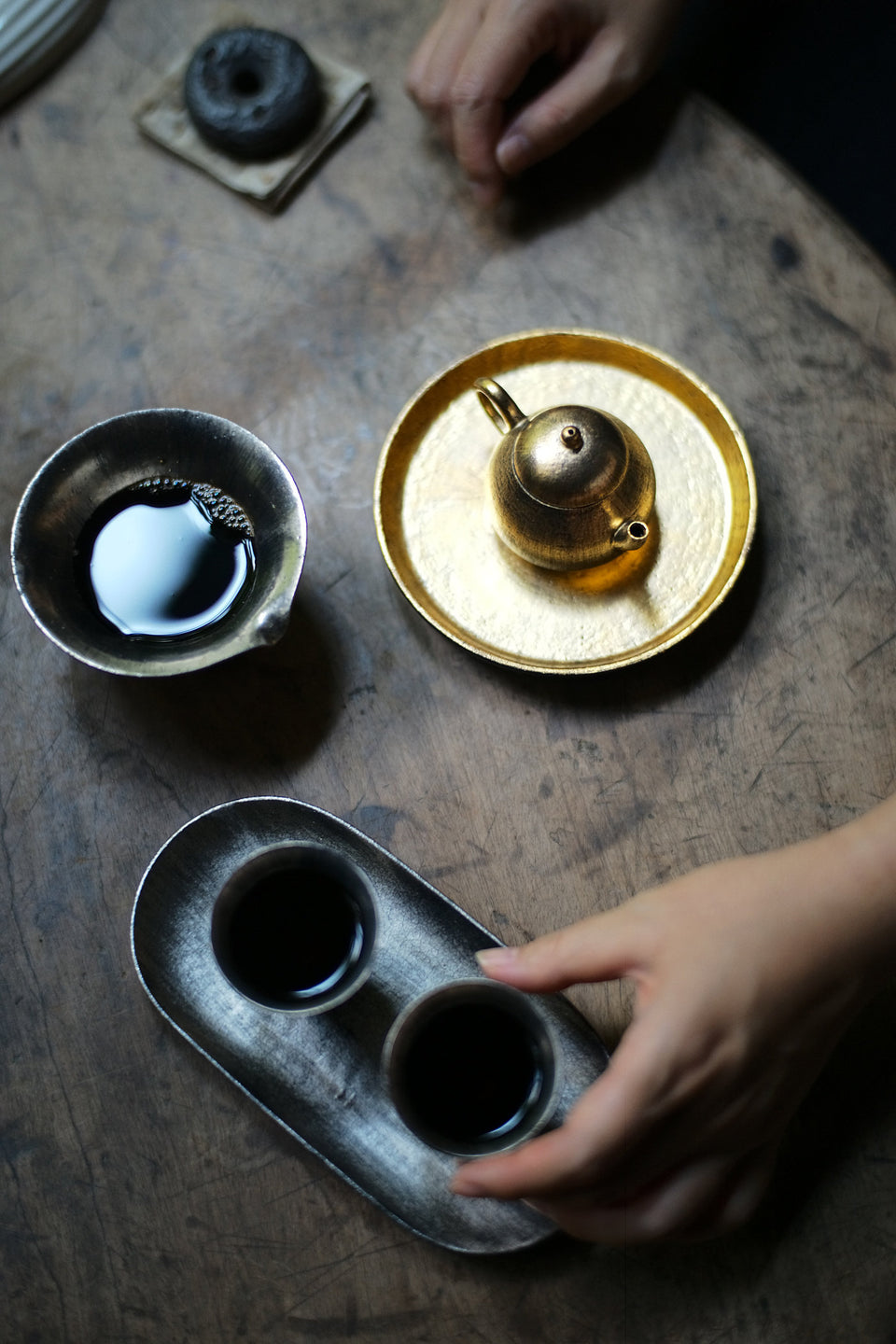 Brushed Gold Pear-Shaped Teapot by Song Feng · 70ml
