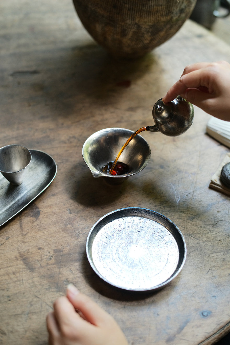 Brushed Platinum Pear-Shaped Teapot by Song Feng · 70ml
