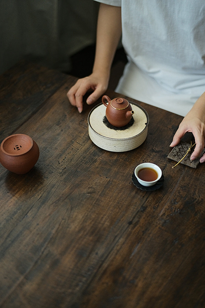 Golden Zisha Calligraphy Teapot