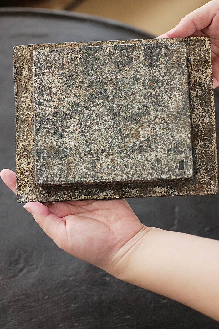 Rough Etched & Aged Square Hucheng