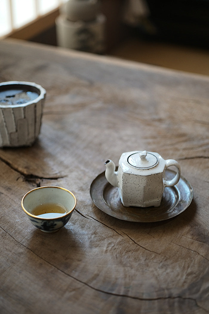 White Dappled Teapot by Xiao Yang