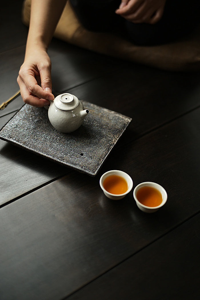 White Powder-Glazed Simple & Imperfect Teapot