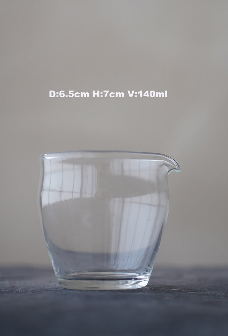 Elegant Rounded Glass Gongdaobei Share Cup