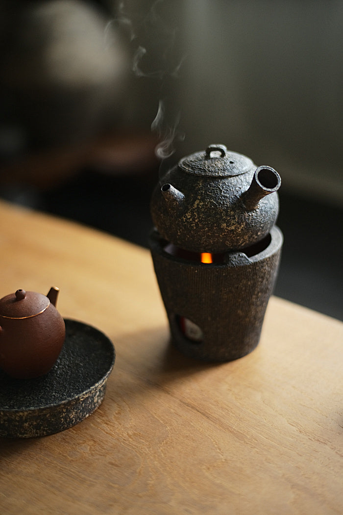 Stout Natural-Earth Tea Kettle with Side Handle by Cheng Wei