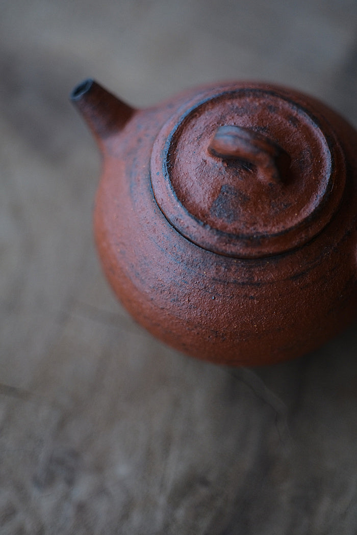 Red-Earth Brushed Teapot