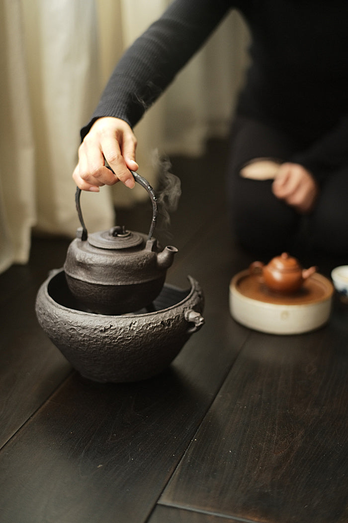 Handmade Dragon-Face Tea Stove by Cheng Wei