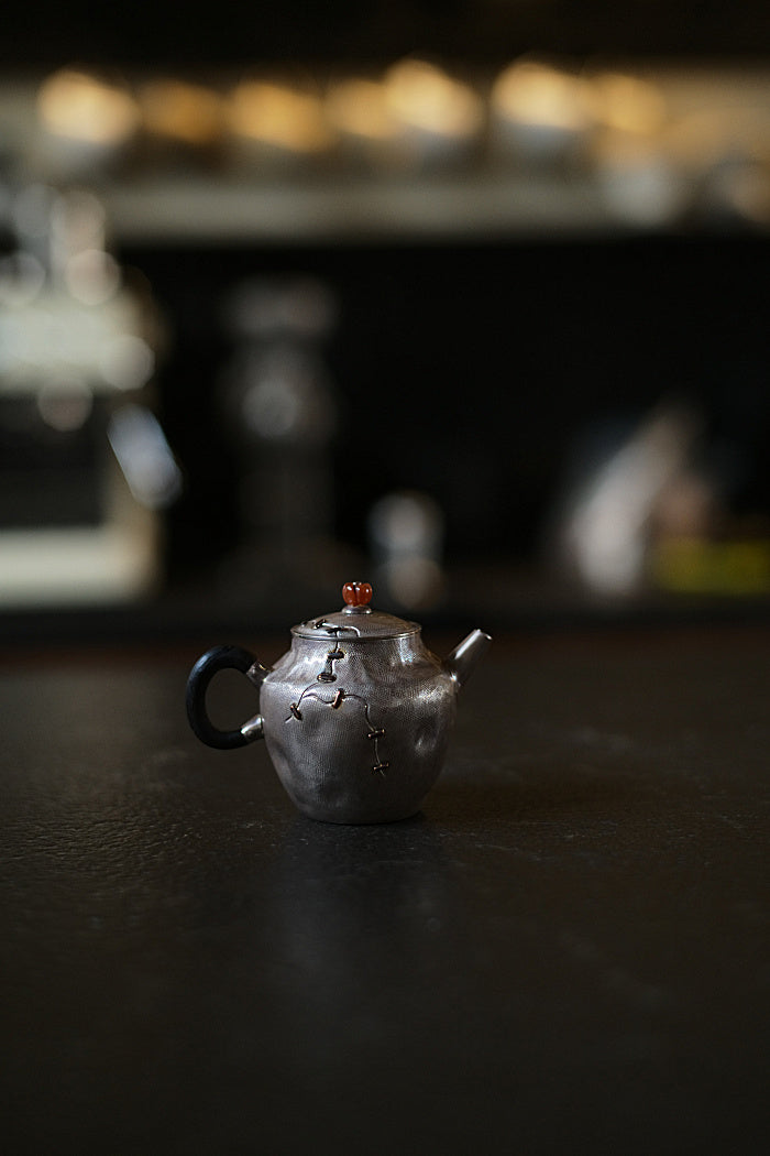 Pure silver classic Cheng Wei Teapot