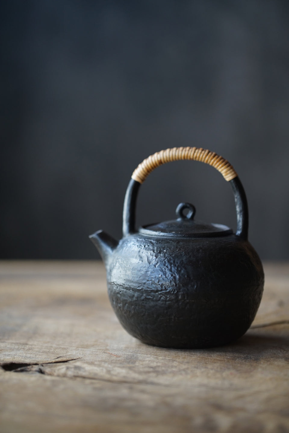 Textured Clay Kettle with Bamboo Skin Handle