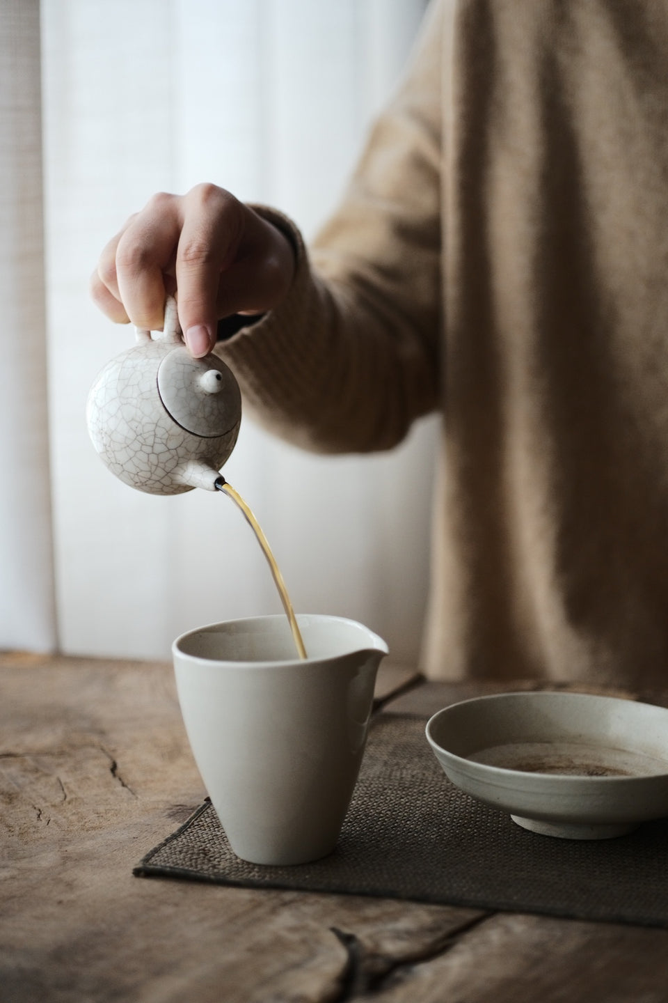 "Ice Crack" White Kai Pian Glaze Teapot