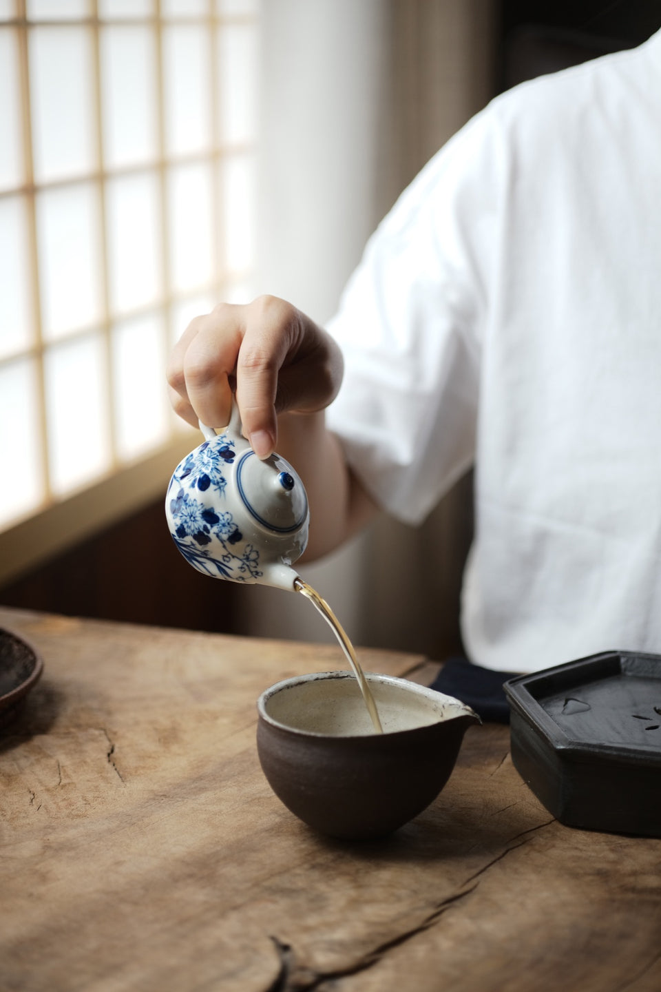 Wabi-Sabi Four Flowers Qinghua Blue and White teapot