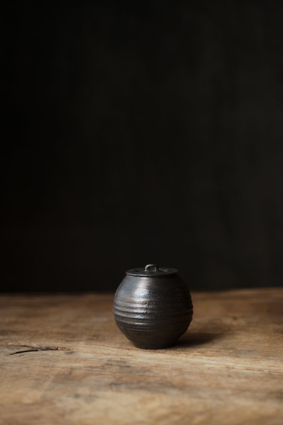 Metal-glazed Small Tea Jar